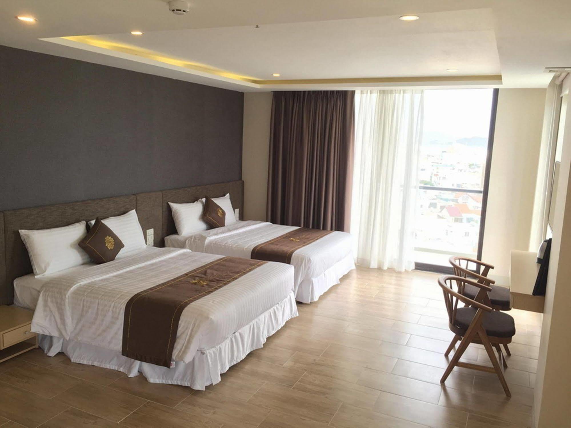 Daisy Hotel Nha Trang Luaran gambar