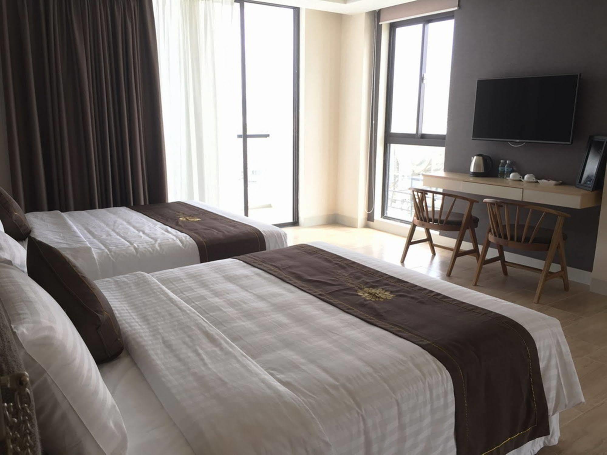 Daisy Hotel Nha Trang Luaran gambar