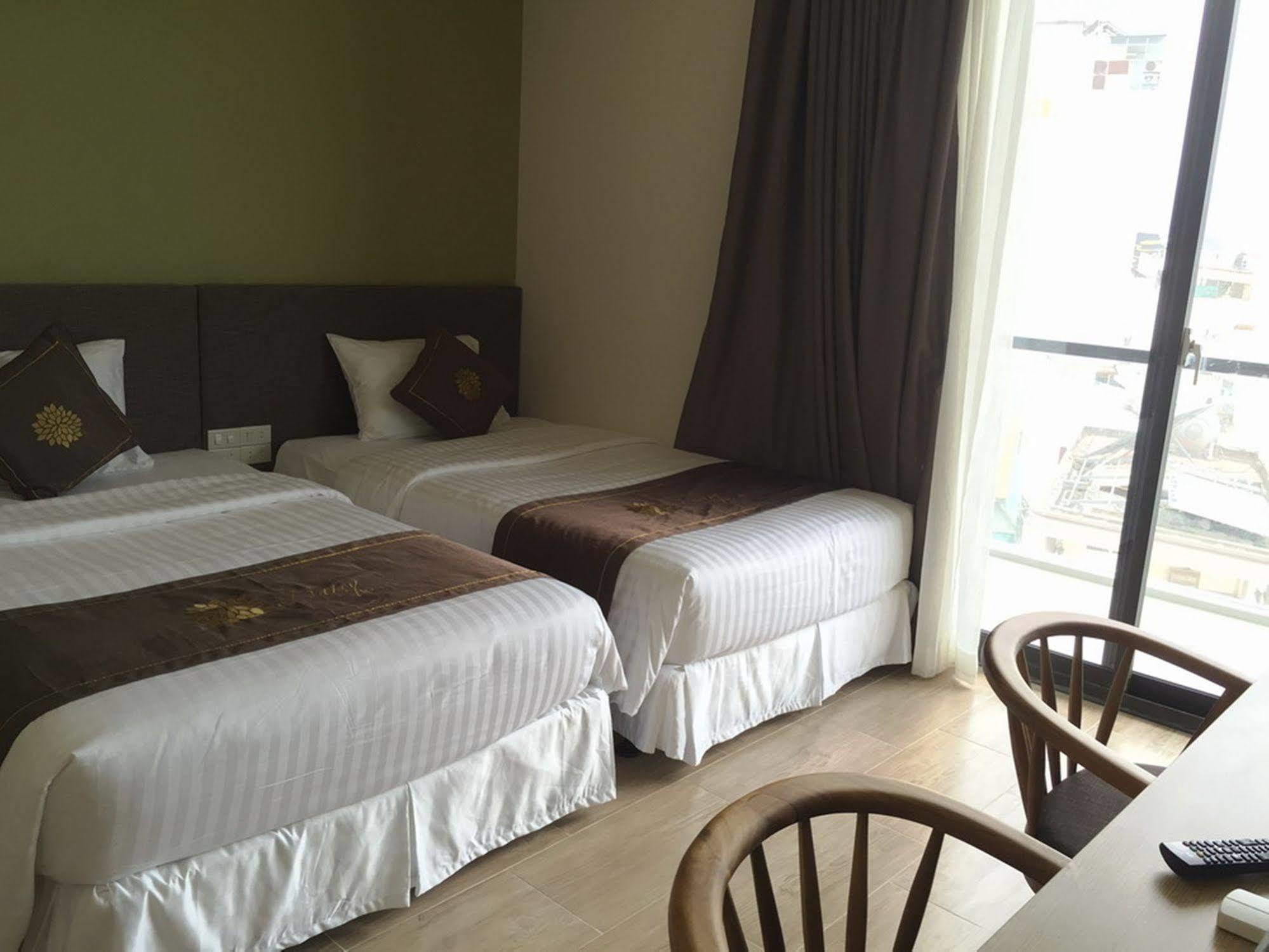 Daisy Hotel Nha Trang Luaran gambar