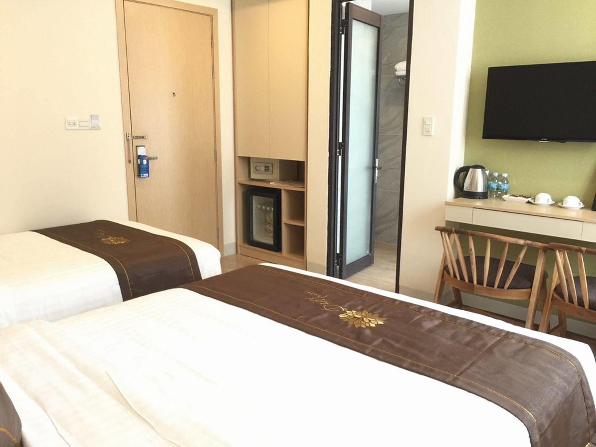 Daisy Hotel Nha Trang Luaran gambar