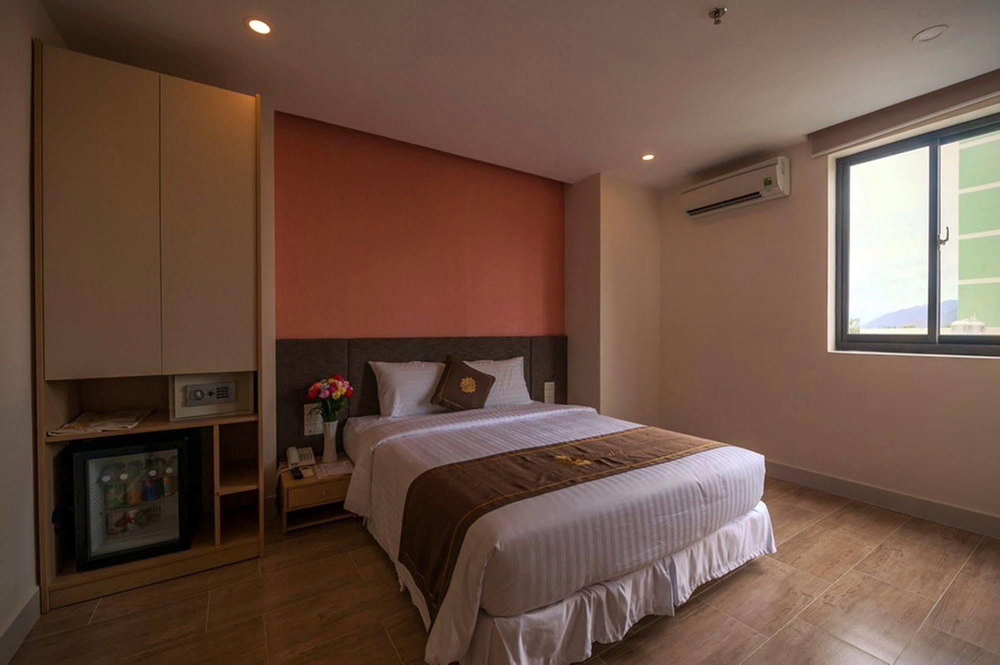 Daisy Hotel Nha Trang Luaran gambar
