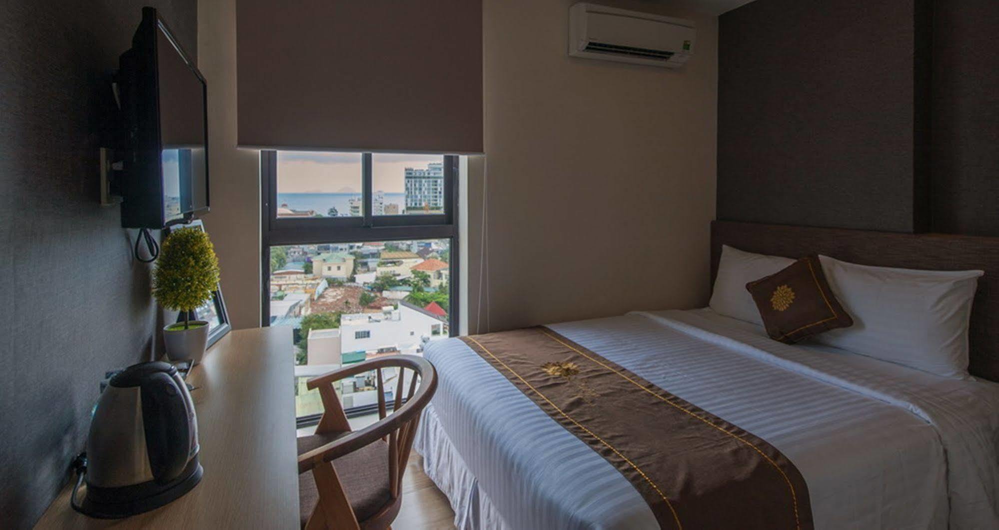 Daisy Hotel Nha Trang Luaran gambar