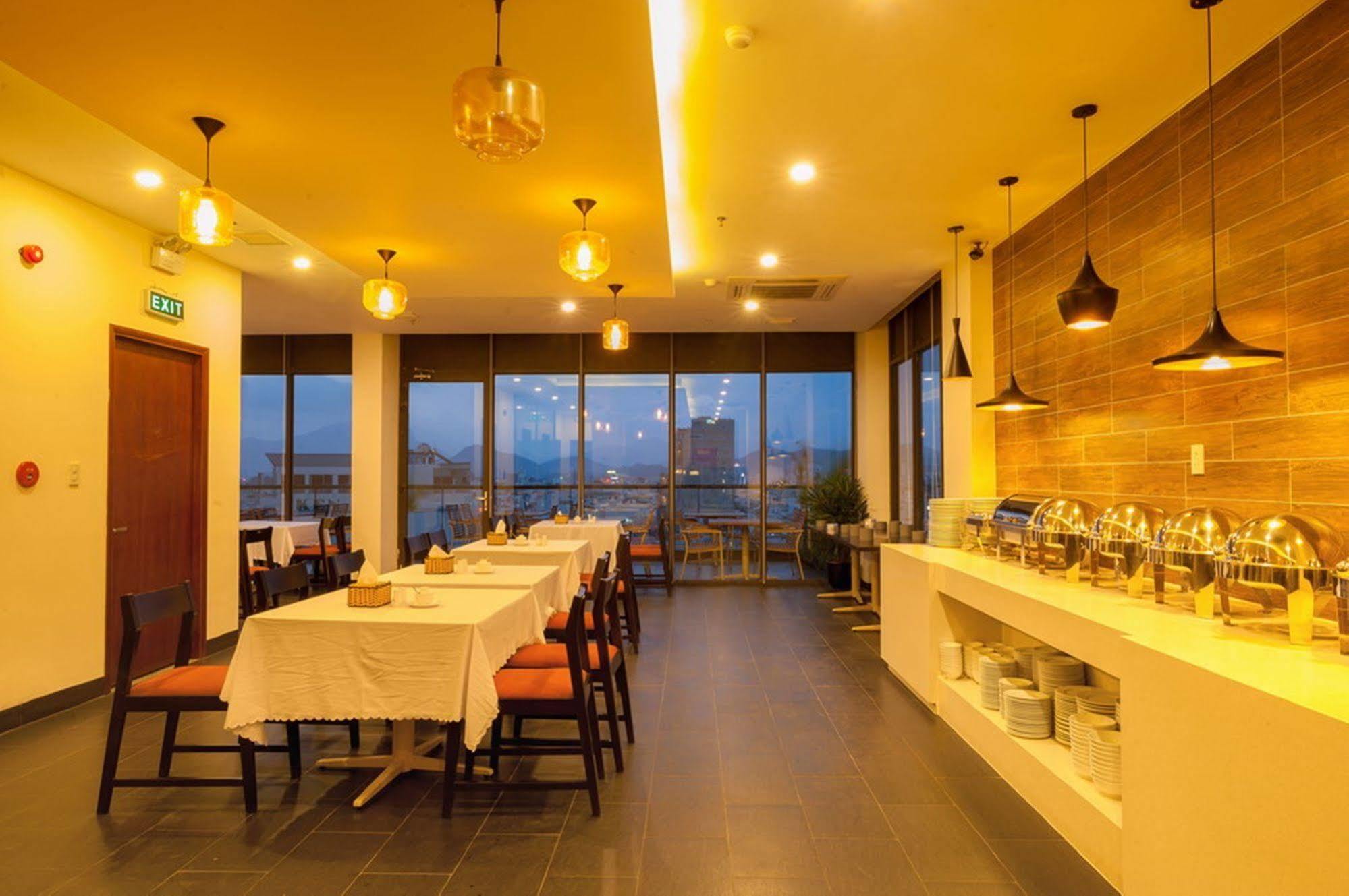 Daisy Hotel Nha Trang Luaran gambar
