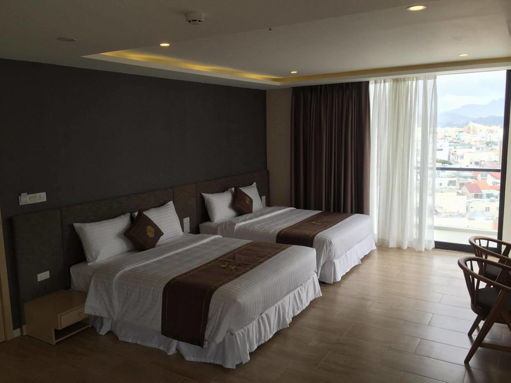 Daisy Hotel Nha Trang Luaran gambar