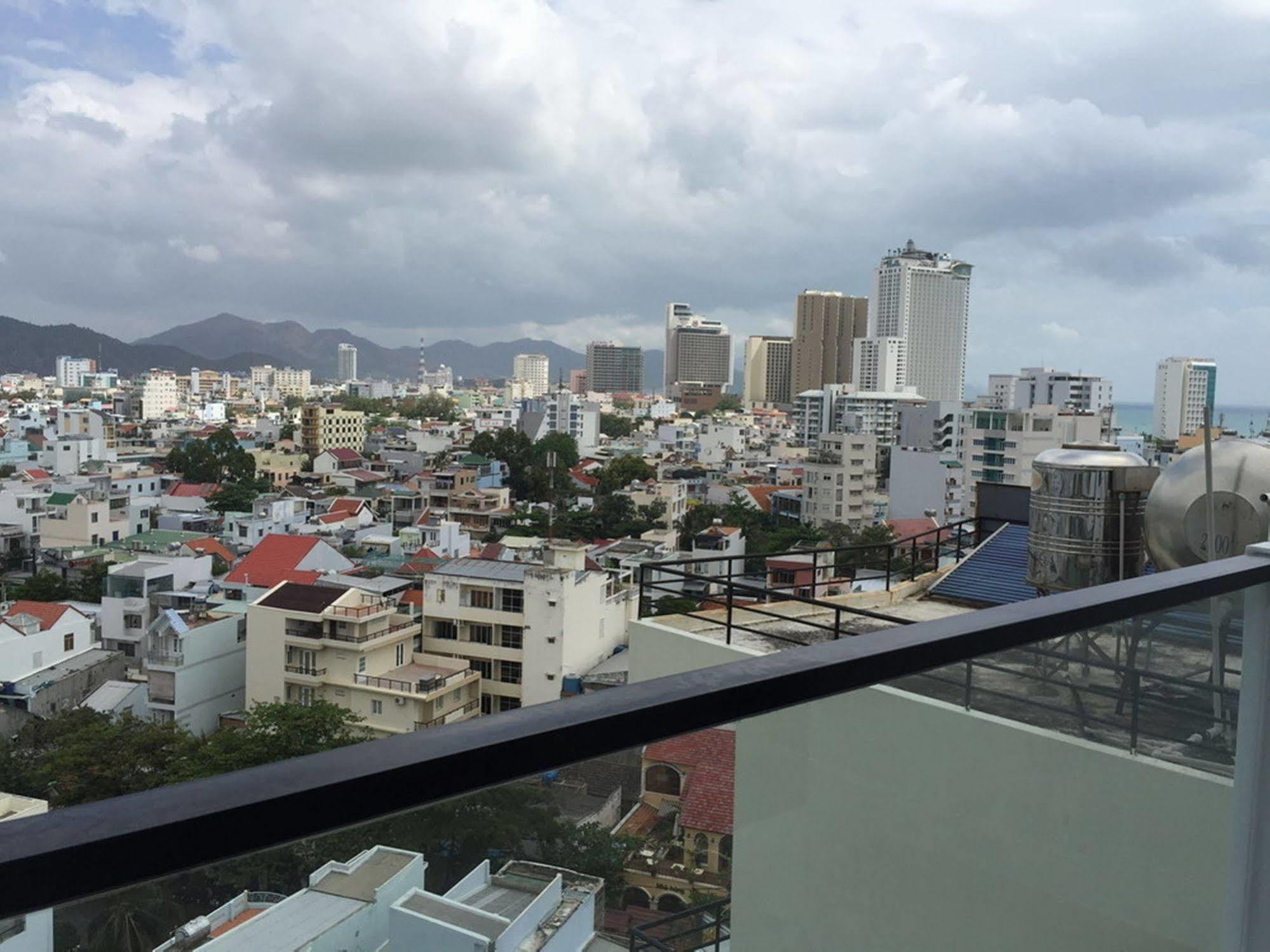 Daisy Hotel Nha Trang Luaran gambar