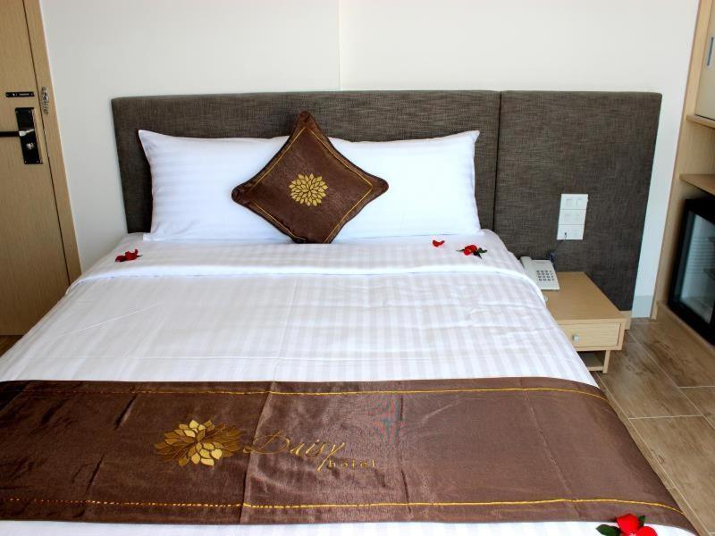 Daisy Hotel Nha Trang Luaran gambar