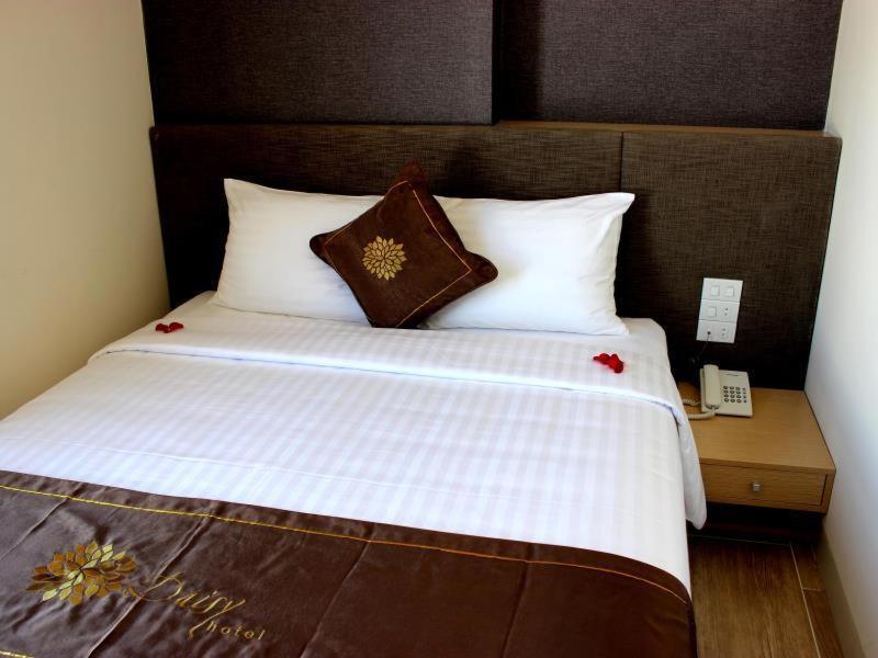 Daisy Hotel Nha Trang Luaran gambar